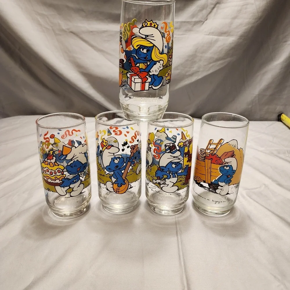 Vintage 1983 Smurf Glasses Set Of 4 Smurfette, Hefty, Baker, Handy, Harmony